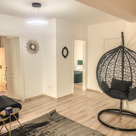 Luxury Bucovina Apartamento Gura Humorului Exterior foto